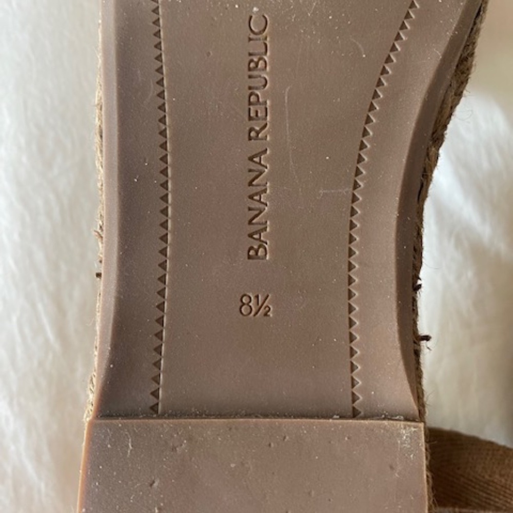 Banana Republic NWOT Chocolate Suede Classic Wrap-Around Ankle Tie Espadrilles - Picture 9 of 9